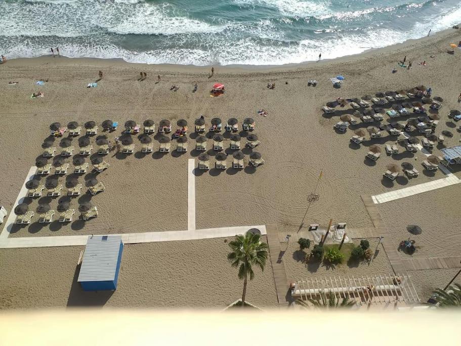 Seafront Apartment With Open-Air Heated Pool Fuengirola Buitenkant foto