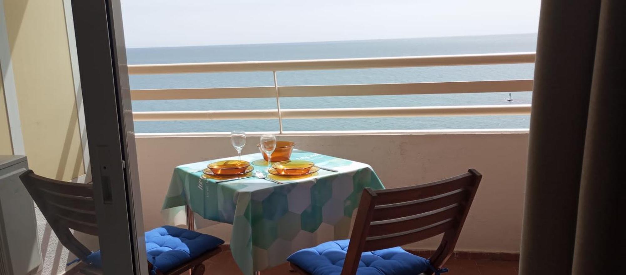 Seafront Apartment With Open-Air Heated Pool Fuengirola Buitenkant foto